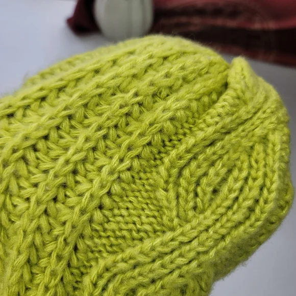 Free People Knit Hat Chartreuse Acrylic - Picture 8 of 9